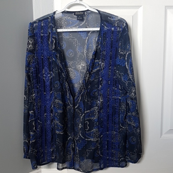 Chiffon Shirt - Picture 2 of 2